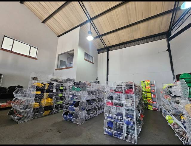 1,046M² WAREHOUSE FOR SALE IN ACTIVIA PARK